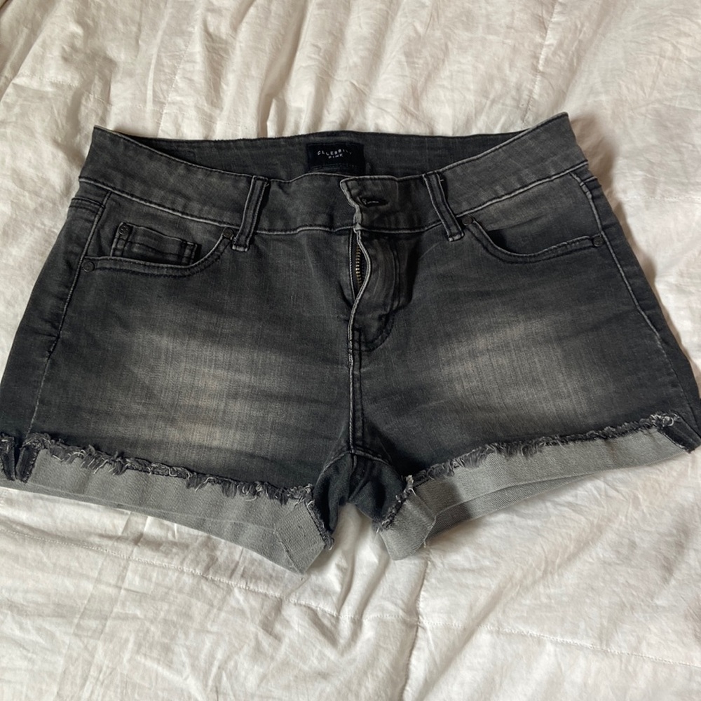 Celebrity pink black washed jean shorts